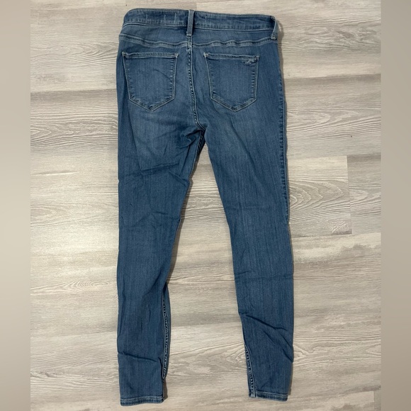 Hollister low rise advanced stretch light blue Jean leggings size 7 / 28 regular - Picture 8 of 10